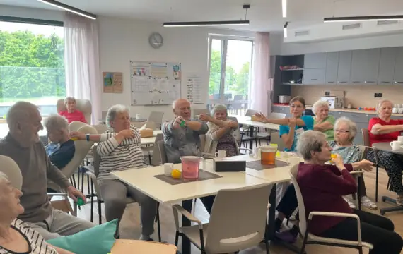 1d1f68e1-63df-483a-98ad-cfea0849f2cc