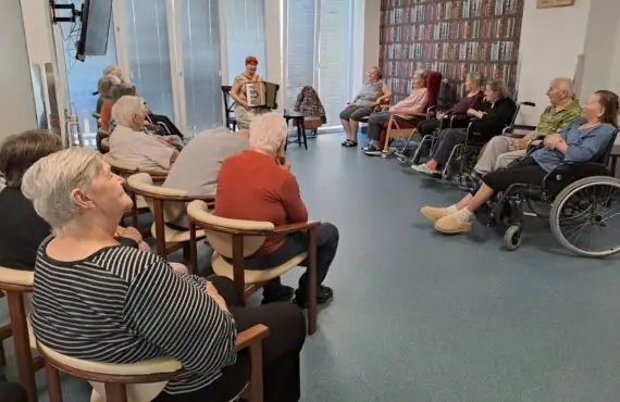 315a64e3-9f6b-47fd-ac88-13ba0bba4309