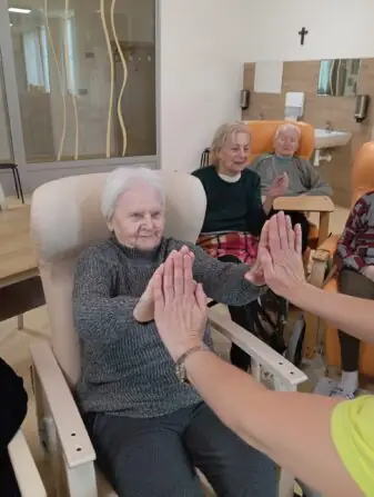 82d5827f-b59d-4d8f-befc-69c48311d02f