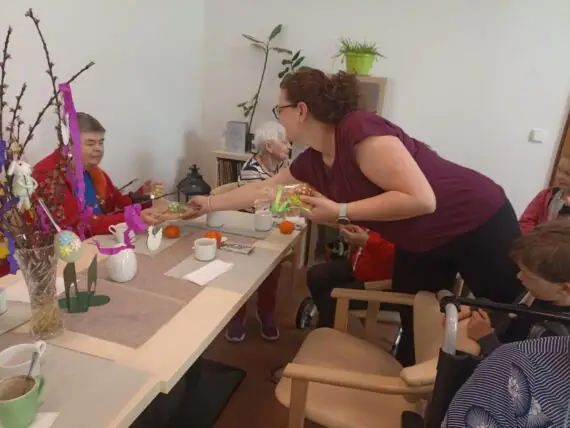 BB483568-C4A8-42EC-9B34-24753459AC9A