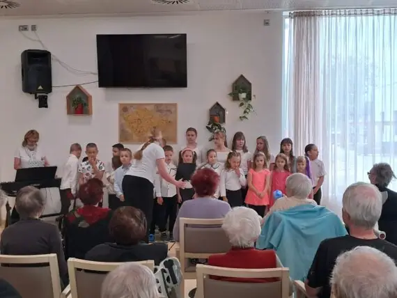 WhatsApp Image 2025-05-06 at 15.09.03