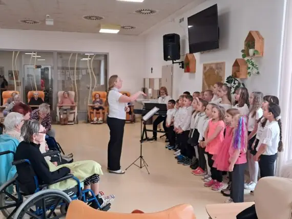 WhatsApp Image 2025-05-06 at 15.09.04 (2)