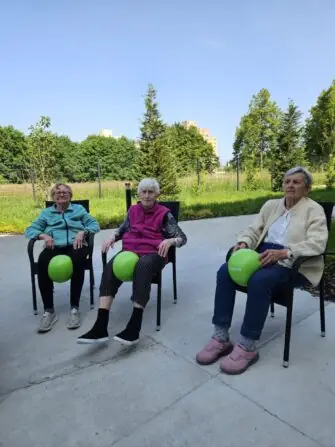 03c47e55-4309-493e-bd85-badaae362cd2