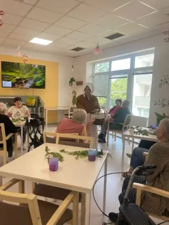 1a093b1e-882f-478b-b2cb-e0d296d6b9f2