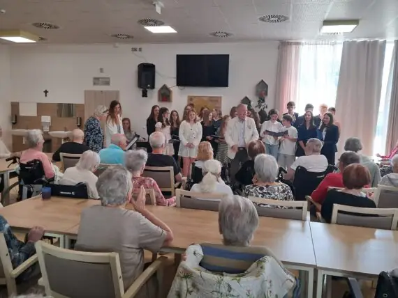 24dcd538-bc5b-4d21-81bc-31d18d0512e8