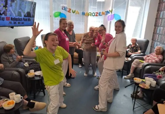 27aecbb3-29f2-43d7-9536-c31e54b08a92