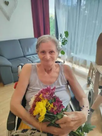 3ab5ad51-d157-4f11-b5a5-a2f3cbce2297