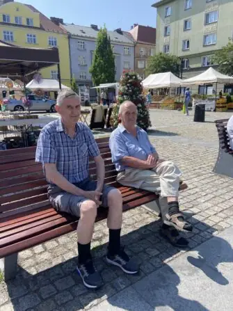 93B45A9C-57FB-4EE8-B981-176714EBAB36