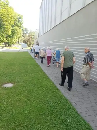 A13DF0A9-8D76-4A19-96AD-682A894DB872