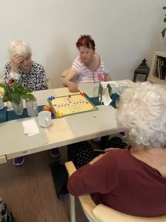 E1FC8780-7024-4FAC-BA2B-FB20D41E2EDA