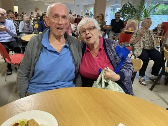 Messenger_creation_20337128-AE82-42BF-9AE2-8BB122BFC420