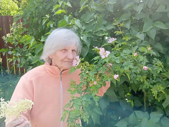 e0ea45d2-753d-4a5a-87ba-e3770e10b7bb