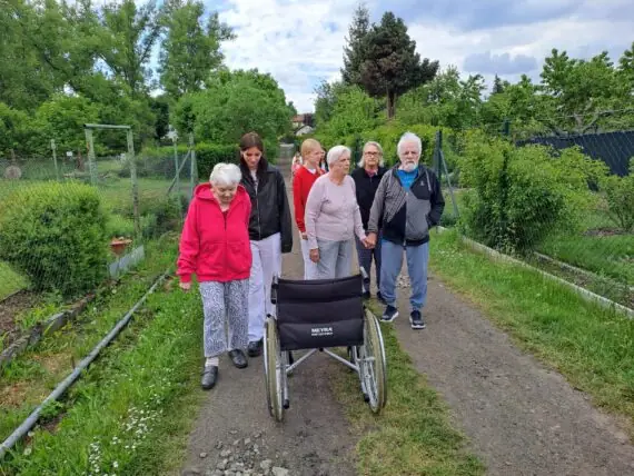 eee9f114-b809-452f-b094-1331e4573e25