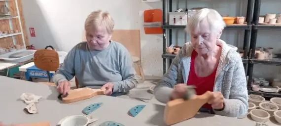 2001eddb-4d39-4d2e-bf44-e03d0af7b0ae