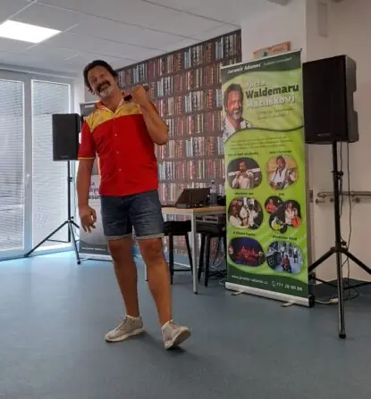 2f066251-a069-4661-8b0d-46d840bf253b