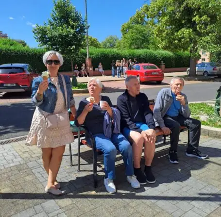 3bcffe4f-45d9-44de-b39b-a23560f85e46