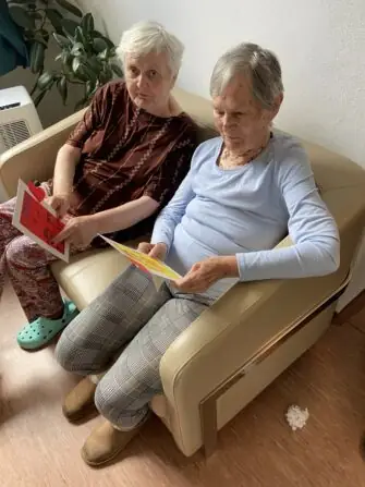 4047C5A9-2269-418E-8A55-E1502A3DF2B6