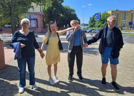 8fb67409-c1c0-4564-bbb0-24e385650295