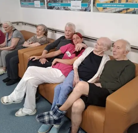 af8a5d8b-fc82-45b8-9c94-719fb827b7b8