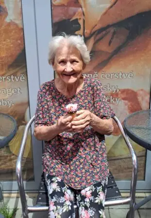 bf94d32e-e9d9-4bc1-84da-3db798dbbaf2