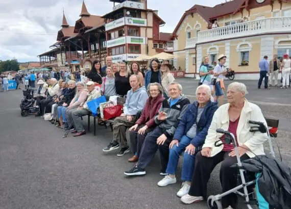 1a9330c2-c521-46dc-a2d9-66b88dee4505