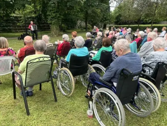 2025 07 24 hudební vysoupení (14)