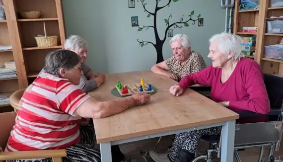 40c8db34-1189-4e6a-b9fd-ea747d79d9a0