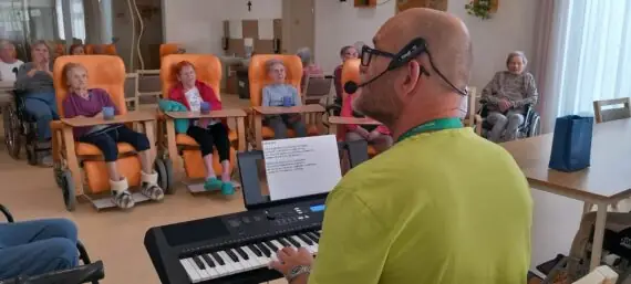 677d9015-9cf9-40ff-bf14-58dd8e2207bb