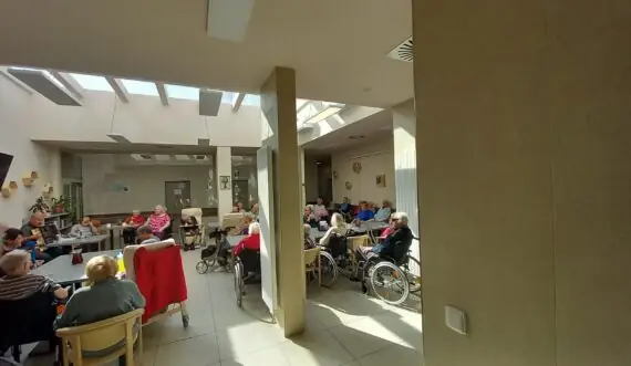 71d381db-ca14-4870-9dfb-80c1003e0c3a