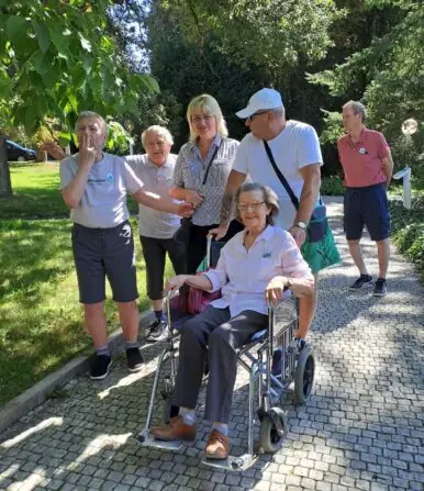 9359ac25-f0b9-4ba3-88ee-6ed4036b6037