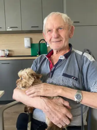 B2D2FE5A-BC5F-4EB0-A012-DC4D23C3BB1A