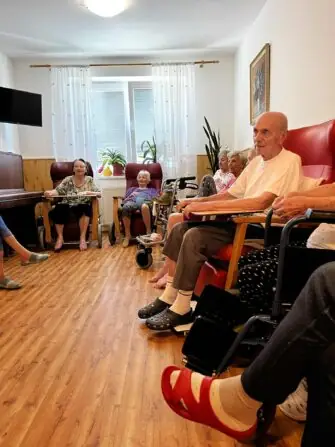 Messenger_creation_CC48EF15-31F1-4345-AFB9-8F85595C5B15