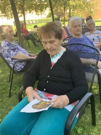 b6e245bb-3706-429d-b098-56d2f0804e8e