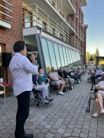 c7bc0984-8617-4676-ba5e-ad57d226c81a