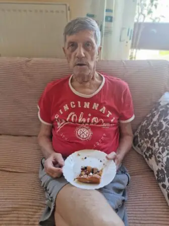 d1e1226e-302d-45a4-a85f-b31c93e8f48b