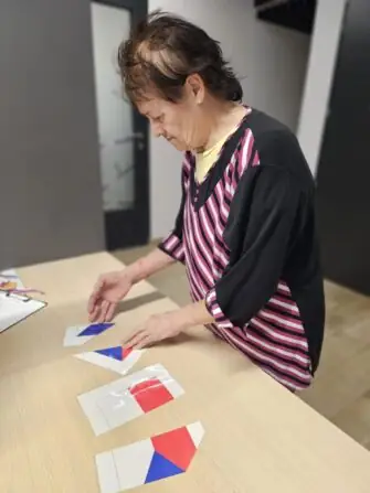 d27cf2ab-e4c5-4e01-a0b3-a5d9cb35f993