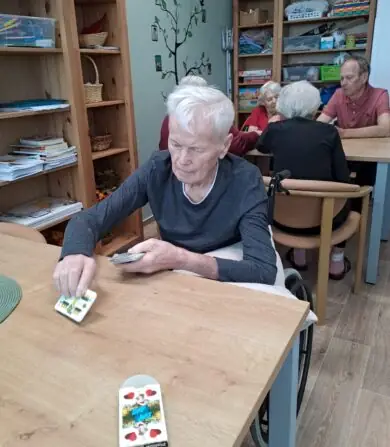 eff08357-737a-404f-9c4a-1801e4422b19