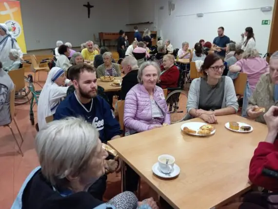 09c8f332-1a15-4b92-b2ac-1f80dbfa2927