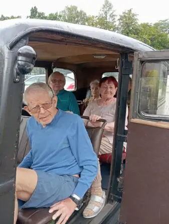 1625bfdf-3d38-4096-976f-a290cf92502a