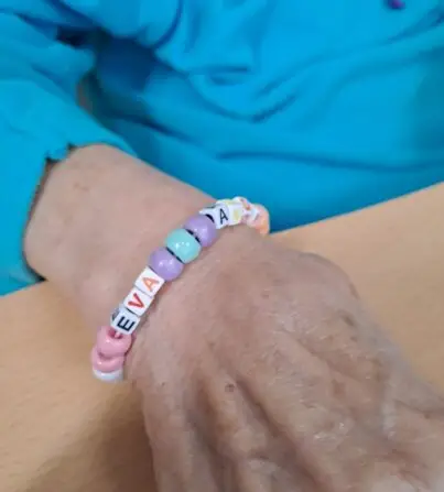 3c06da35-ed11-4d60-8242-571239e88742