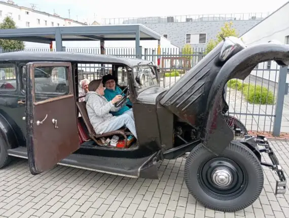 678ba58a-8c5d-4f0c-bbcb-f14290afa173