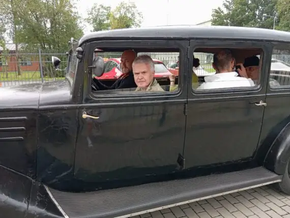 76c181d6-3346-4211-b358-956d9c687aa1