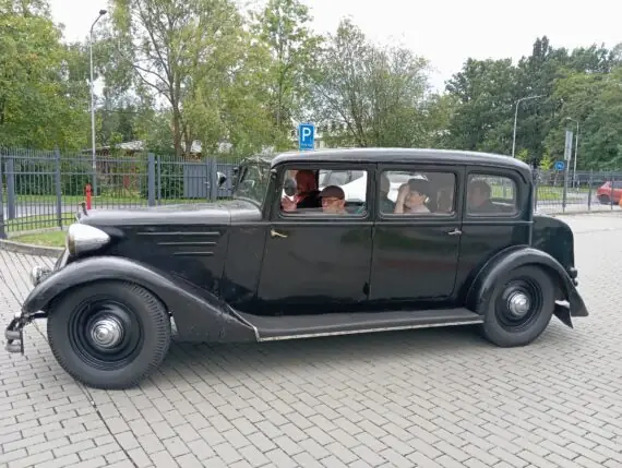 966f799d-1b34-4190-9bb4-1a67f67f8082