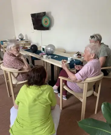 C2EF344B-228E-4292-9064-4FB997F5A58B