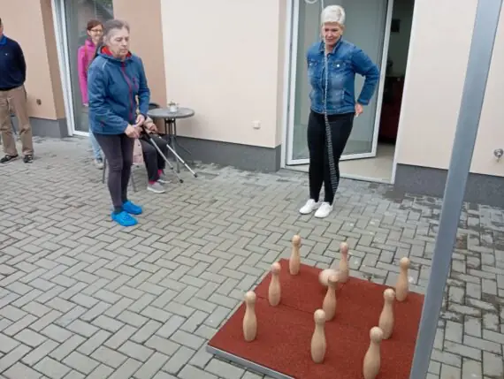 da82af1a-6dee-48f4-adcf-bcf5befc6226