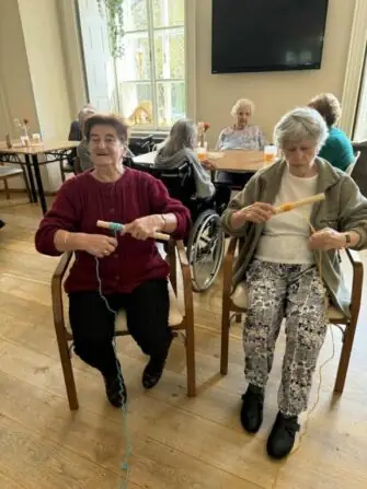 ea1b214f-58f4-442d-b4af-af9aa0547119