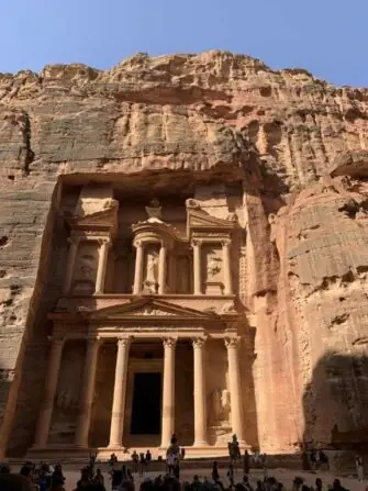 ea51fd23-7d7f-4d1e-a949-5aaba1dc8b0b