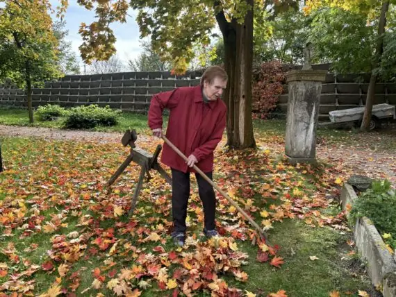 17f926e5-4ed9-4fc1-9268-20d3f3007365