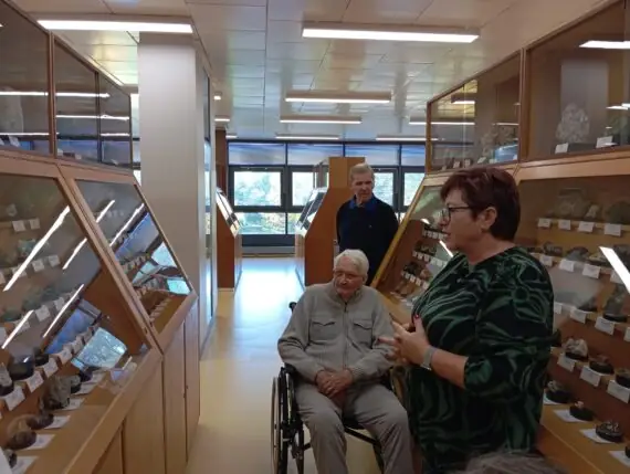 229e6c5f-3d8e-49ed-9338-392a23894c7f