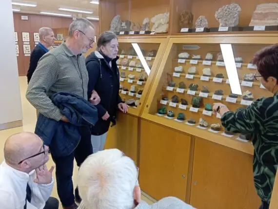 2deb0702-ec34-4caa-8860-e315b3bdb450